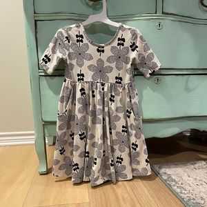 Girls swing dress